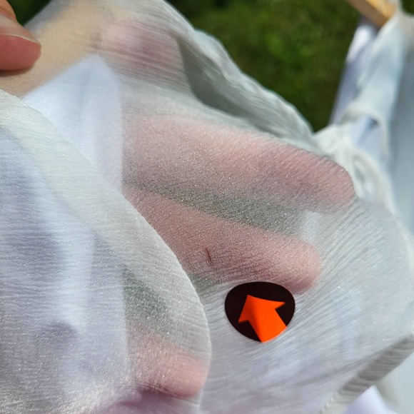 Hutch Hart Long Sleeve Open-Back Organza Top - White - XS - Picture 9 of 9